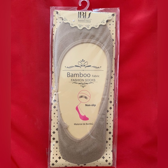 Fashion Slip on socks - Size fits 6 to 8 size - Picture 4 of 6